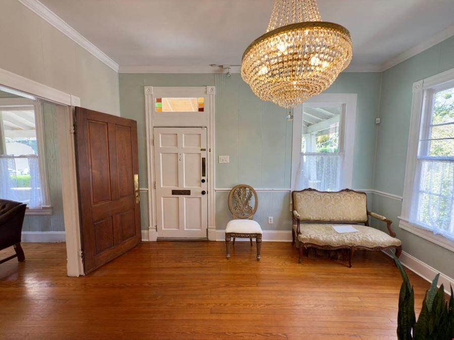 824 E La Rua Street, Pensacola, FL 32501