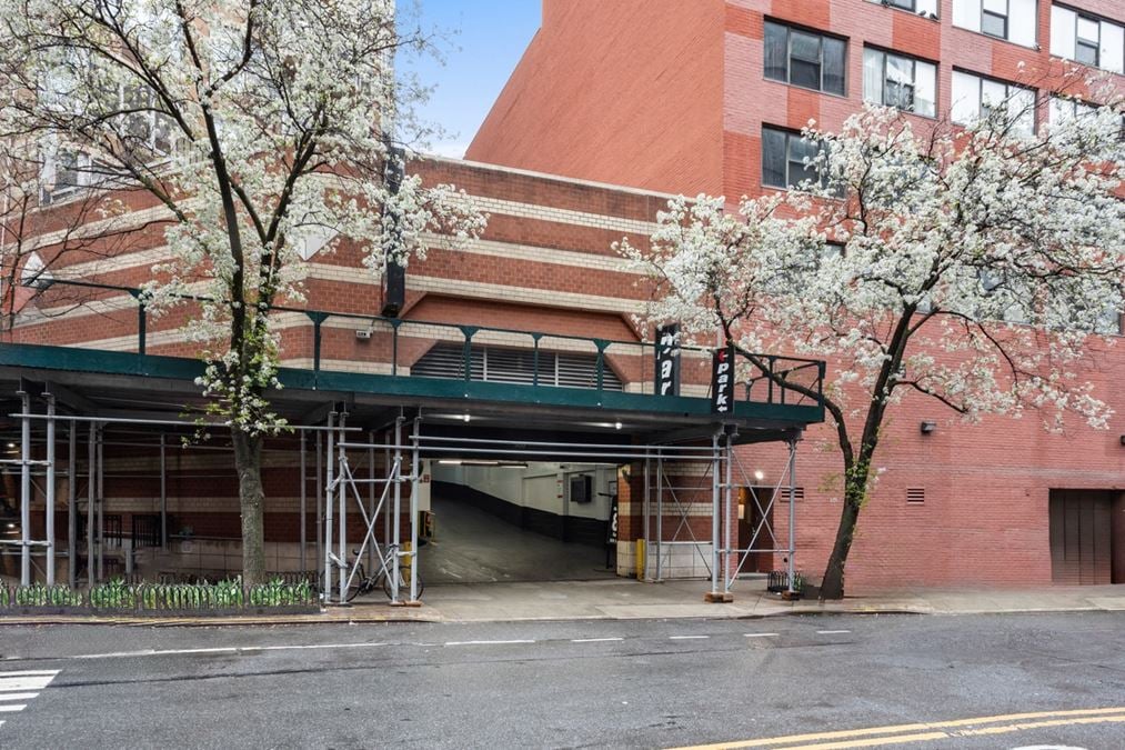 500 west 43rd st