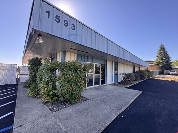 Preview of Industrial space for Rent at 1593 Beltline Rd