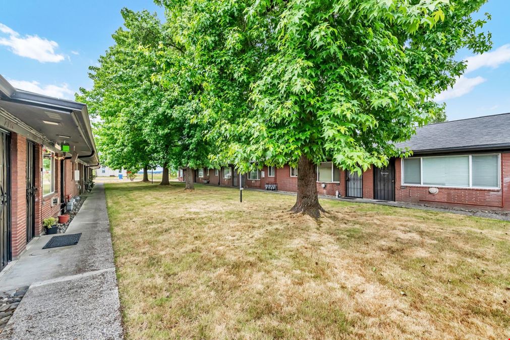 Masberg Court - Vancouver