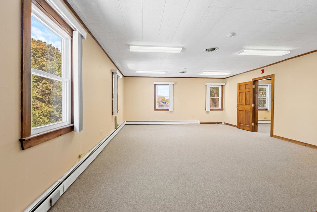 Office or Retail Spaces for Lease in Downtown Georgetown