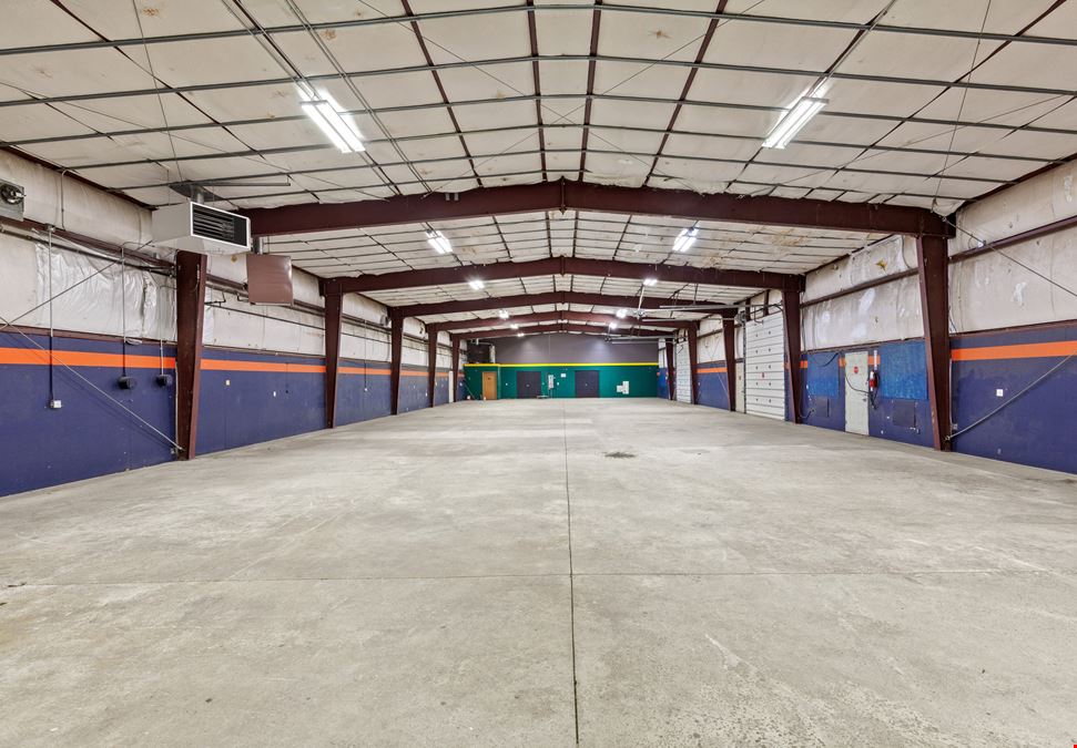 10,000 SF Industrial Building w/ Secured Yard