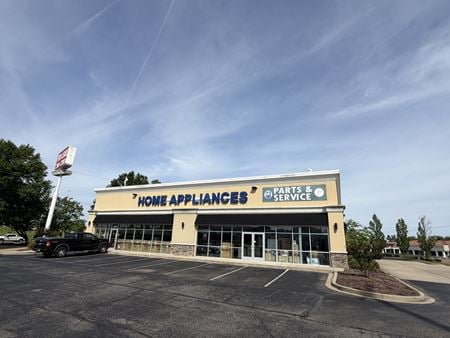 Preview of Retail space for Rent at 5240 Summer Avenue