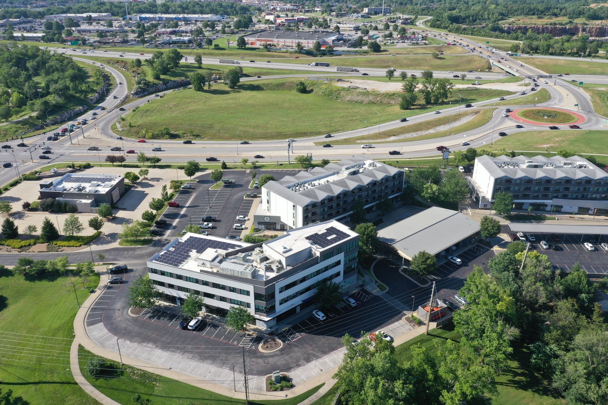 FARMERS PARK - RETAIL OFFICE SPACE