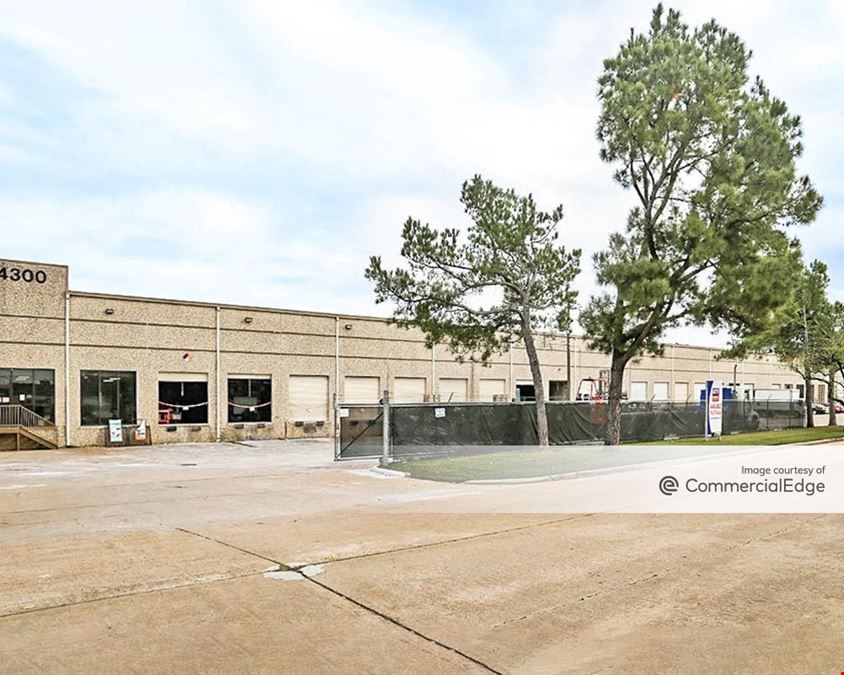Pineway Business Center