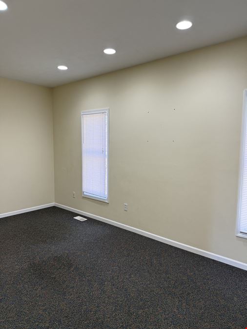 Grand River Professional Suites - Suite C