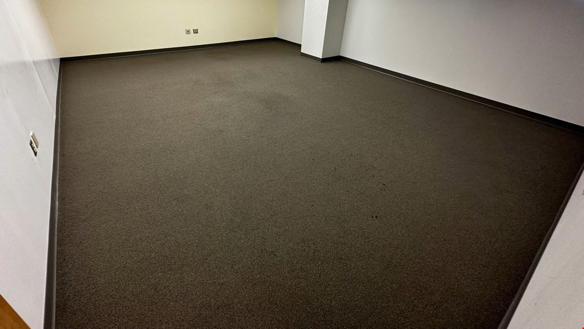 7144 SF Suite 640 Professional Office Space Available in Pittsburgh, PA 15220