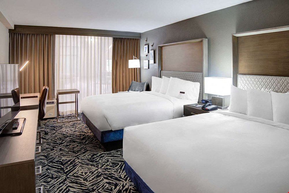 DoubleTree by Hilton Harrisonburg