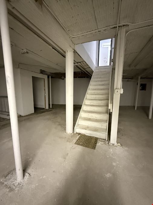 220-03 Jamaica Ave
