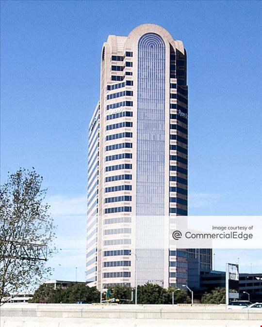 Three Galleria Tower