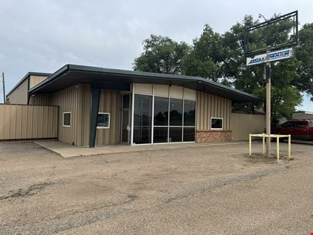 Preview of commercial space at 6035 Canyon Dr