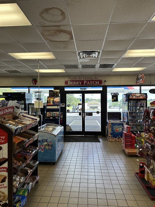 Berry Patch Market & Grill