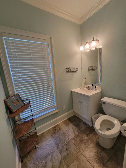 1022 Barber Creek Dr