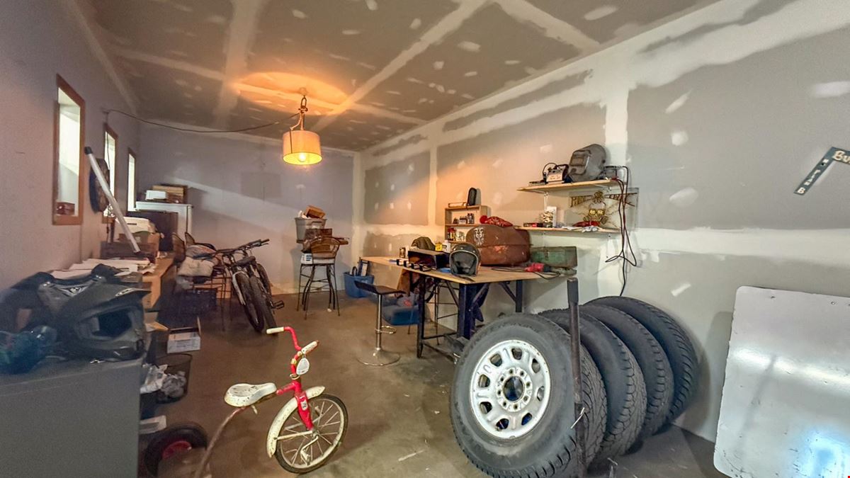 Industrial/Commercial Property