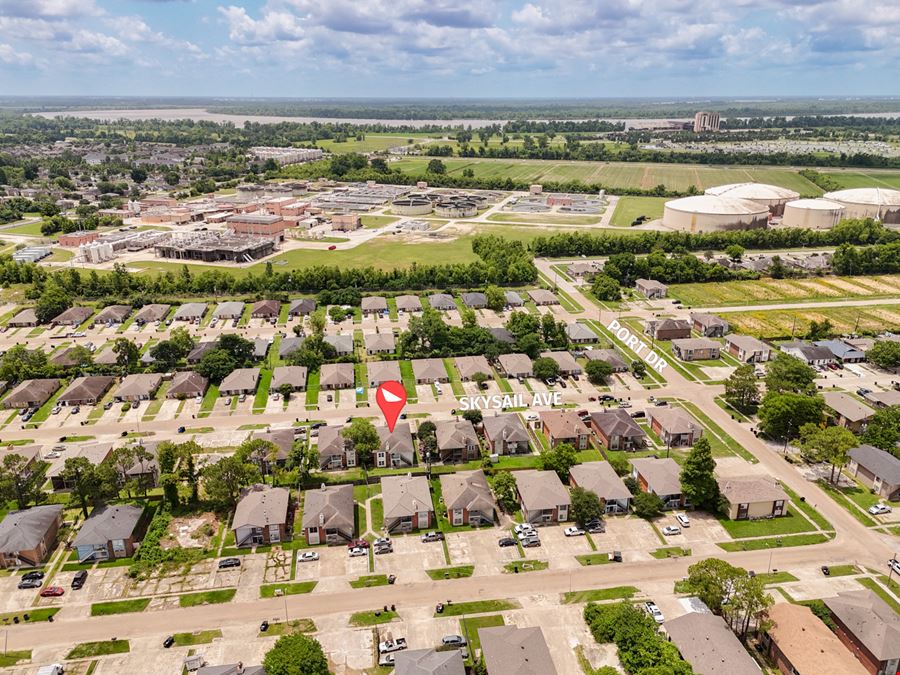 Occupied 4-Unit Multifamily Property Near Burbank Dr