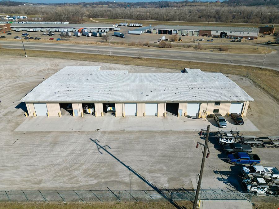 3550 Fairbanks Ave