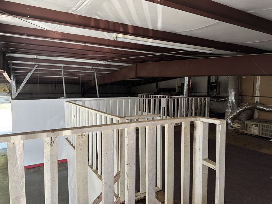 ±4,800 SF Industrial Opportunity