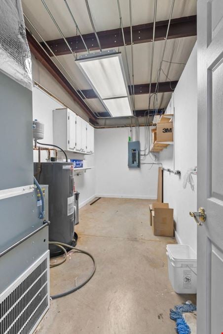 Manufacturing / Office Space