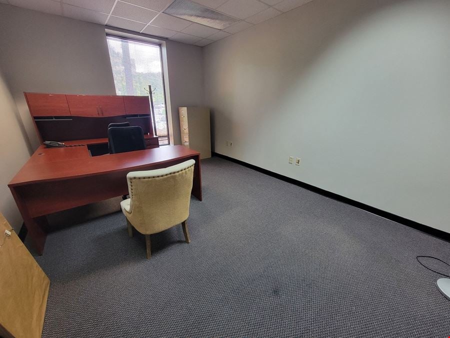 3350 Northlake Pkwy