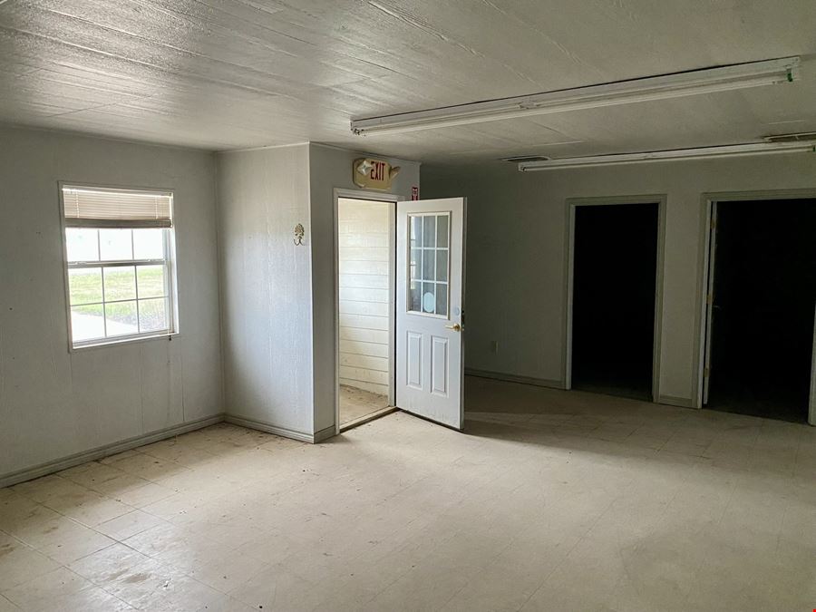 Shop + Office Available for Sublease