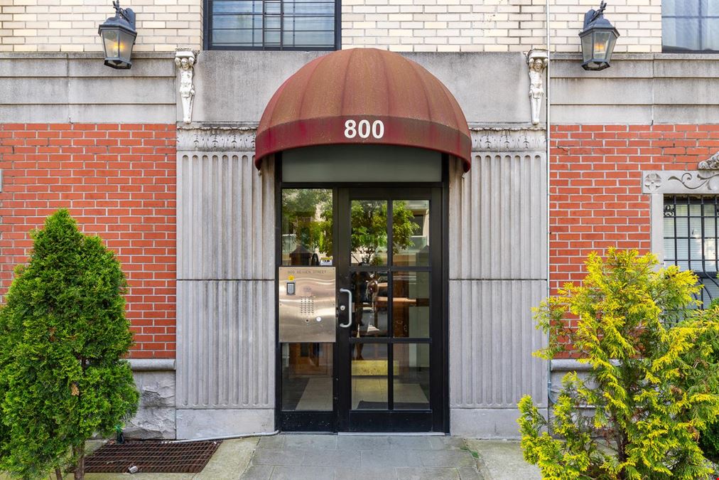 800 Bergen Street
