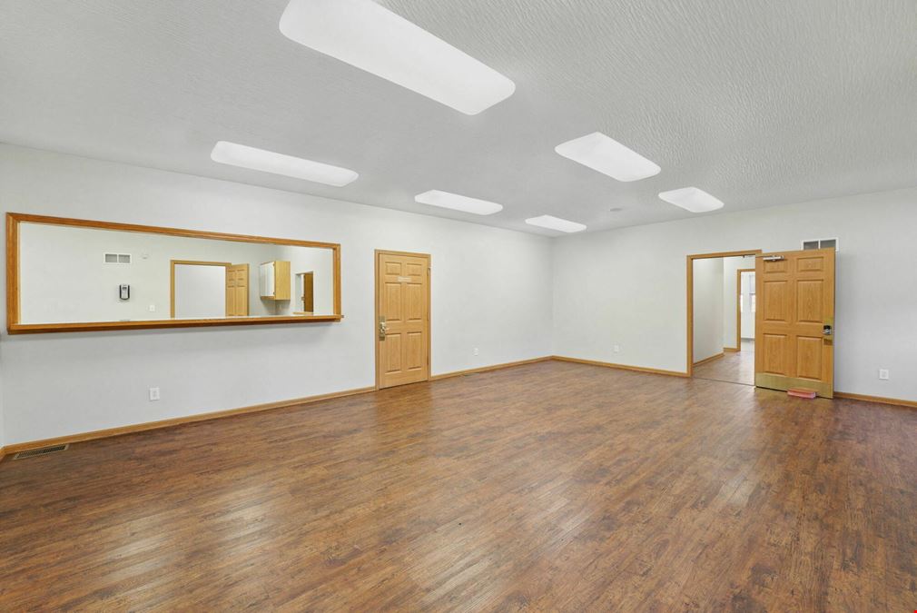 85 Commerce Park Dr