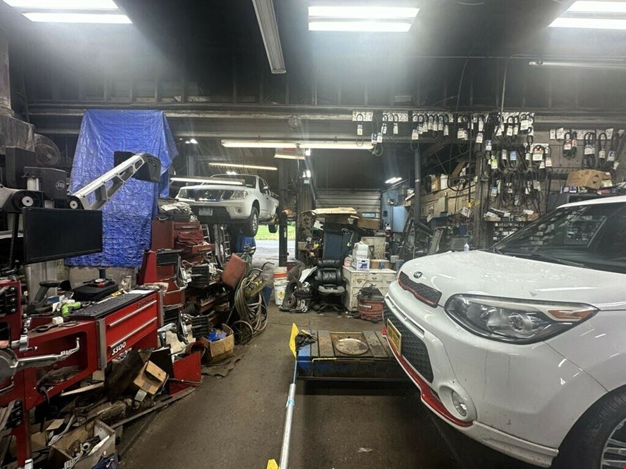 6530 Broadway - Turnkey Auto Repair Shop with Residential Bonus