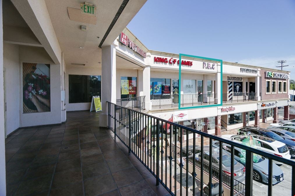 RETAIL/CREATIVE OFFICE AVAILABLE | Venice + Western