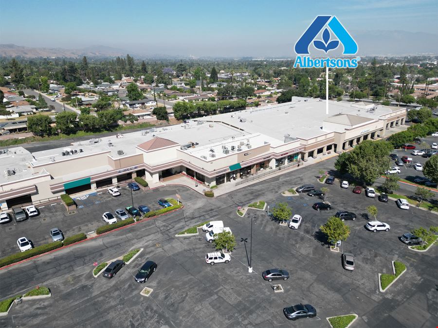 Citrus Village Plaza