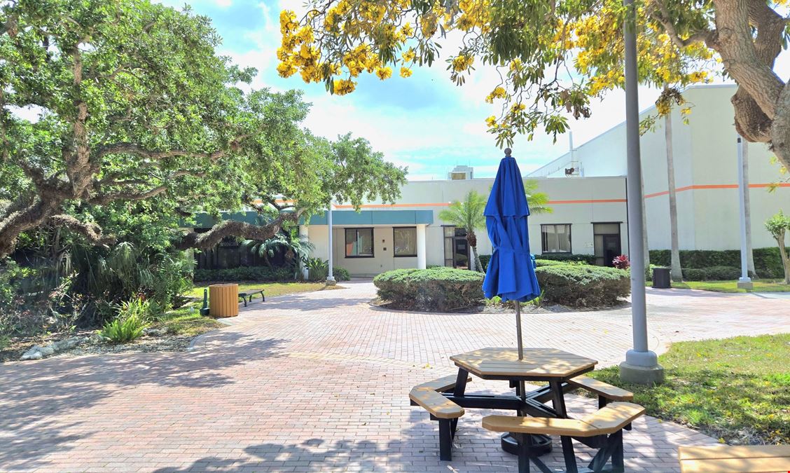 Rare Corporate Office Center near Downtown!