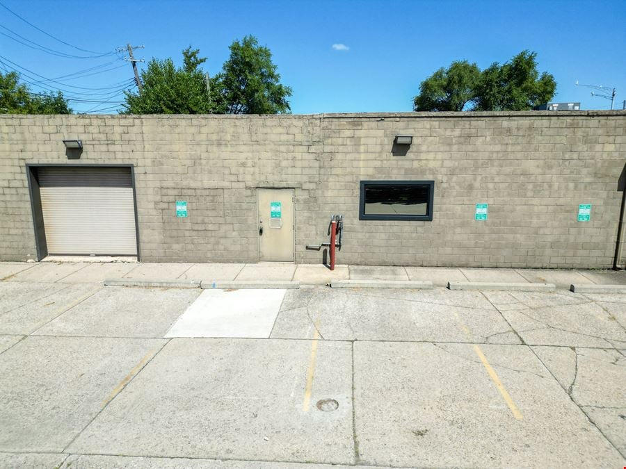 24911 John R Rd