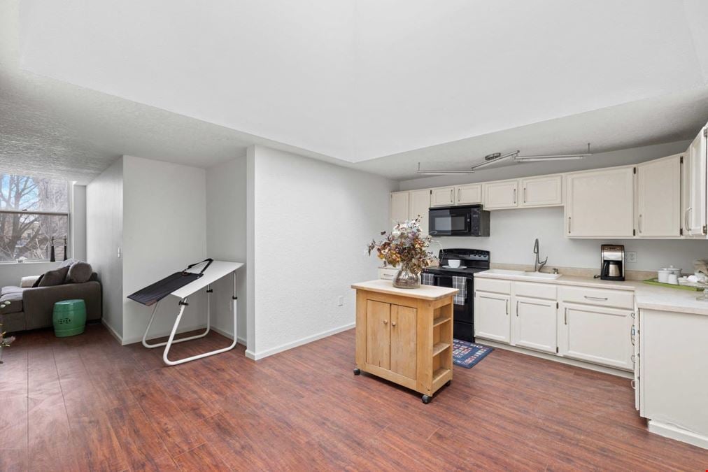 104 1st Ave E