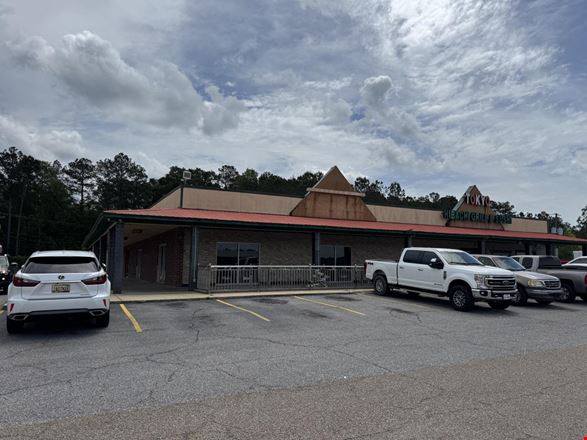 Preview of Retail space for Rent at 2031 Mississippi 15