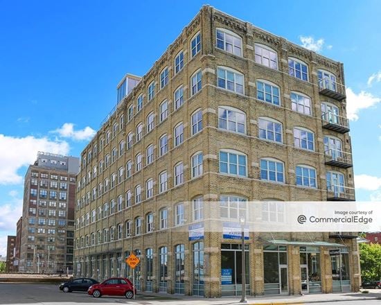 Preview of Office space for Rent at 234 West Florida Street
