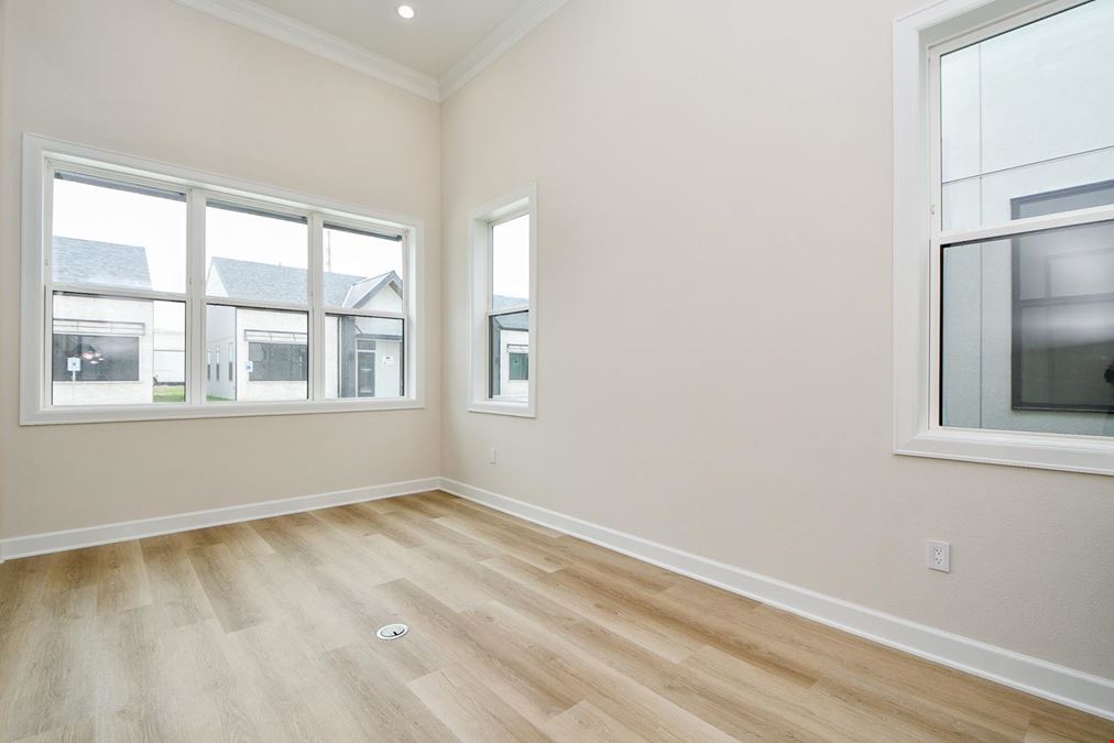 1325 Main St Unit 502