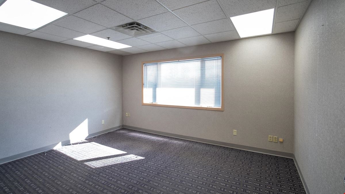 Prime Industrial Flex Space for Lease
