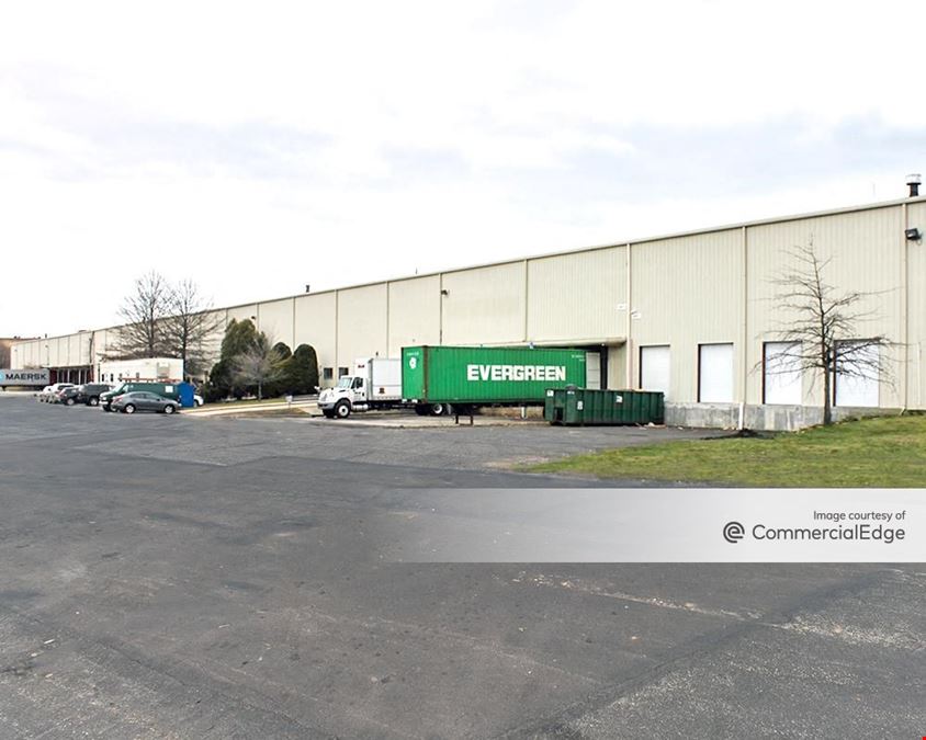 100 Middlesex Avenue #4