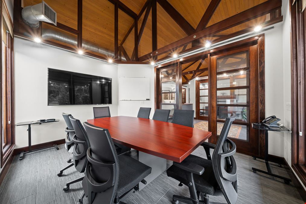 CLASS A PROFESSIONAL SPACE, TRAINING CENTER & RESIDENTIAL CAMPUS