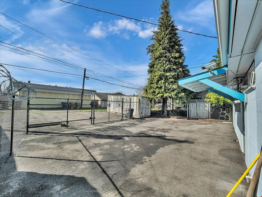 3710 6th Ave