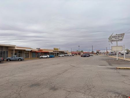 Preview of Retail space for Rent at 1701 West 5th Street