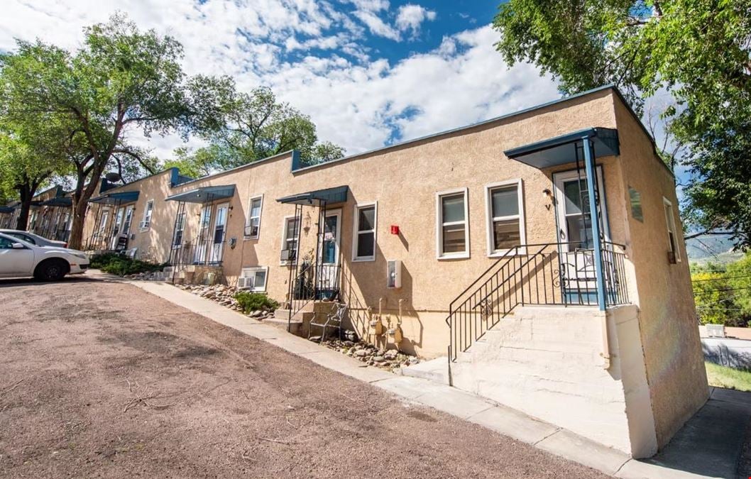2631 W Pikes Peak Ave