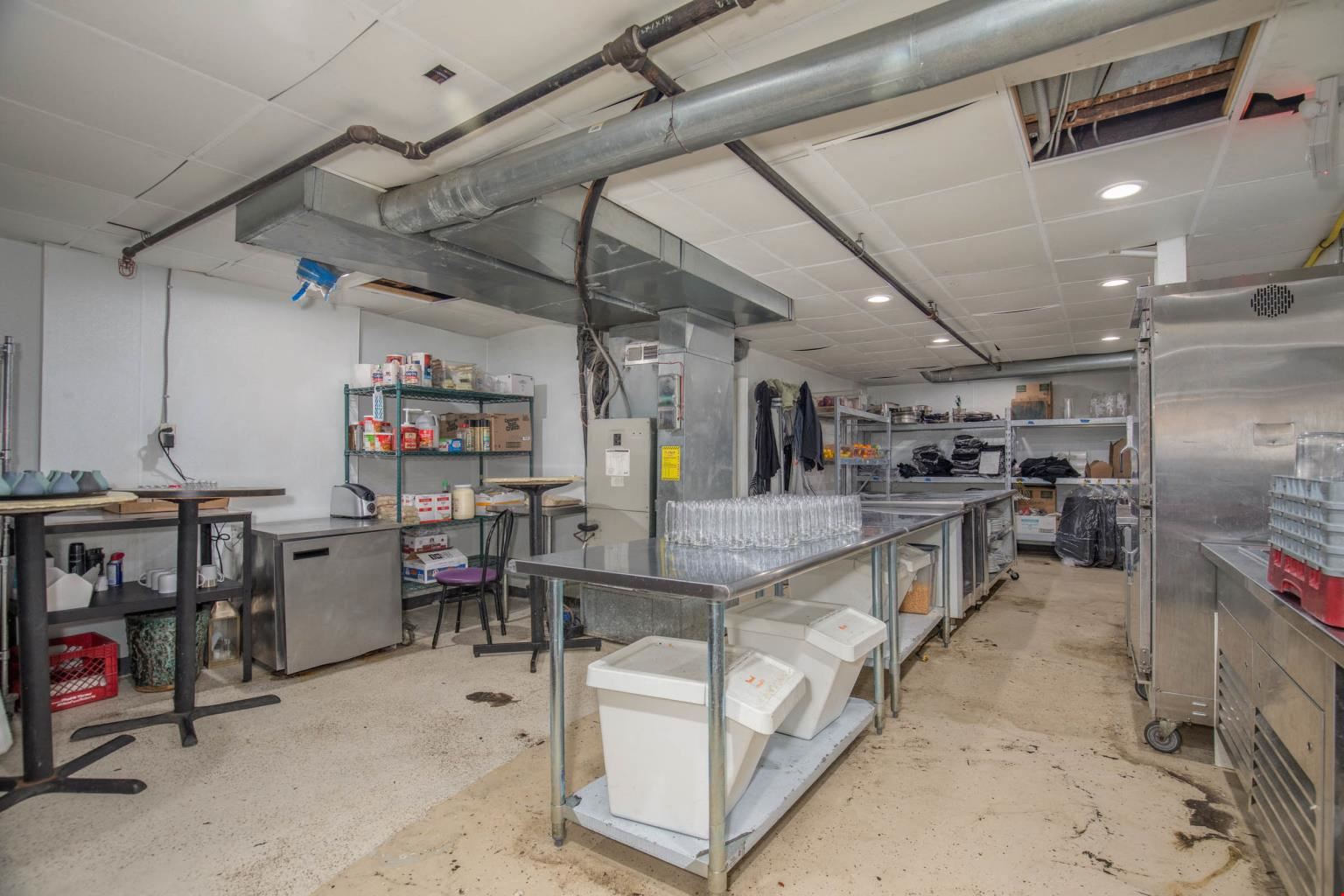 TURNKEY RESTAURANT SPACE FOR LEASE