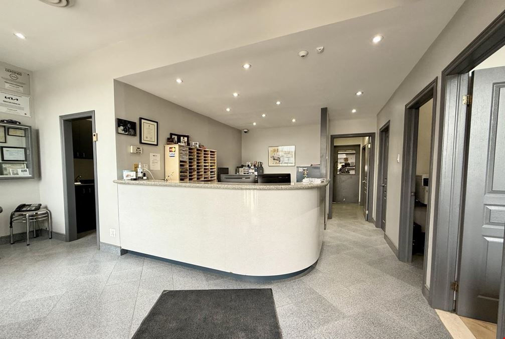 25 & 29 Milford Avenue North York, ON M6M 2Wl