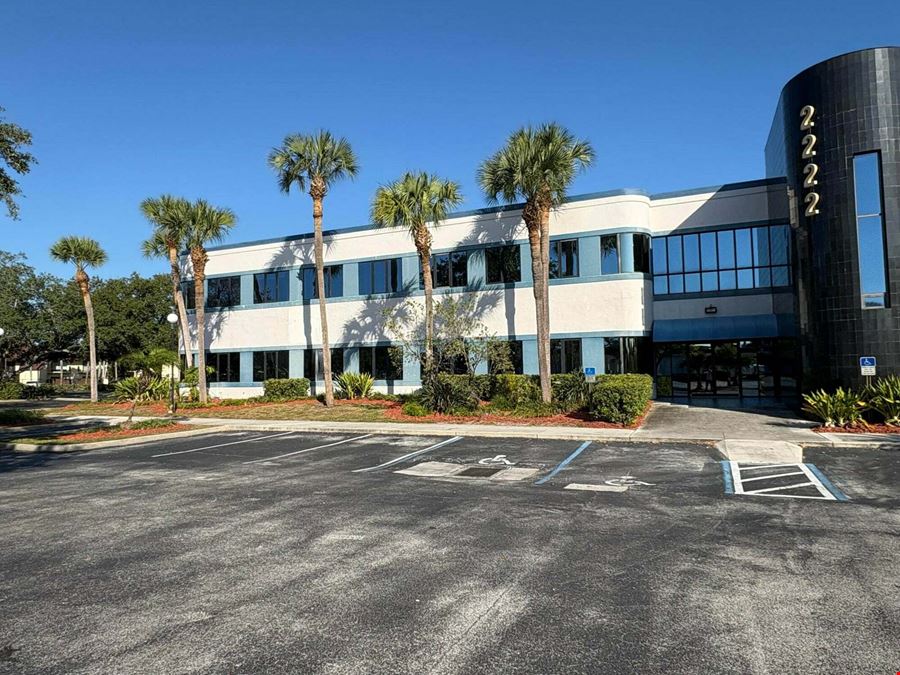 5,400 SF Office Suite in Landmark Office Building