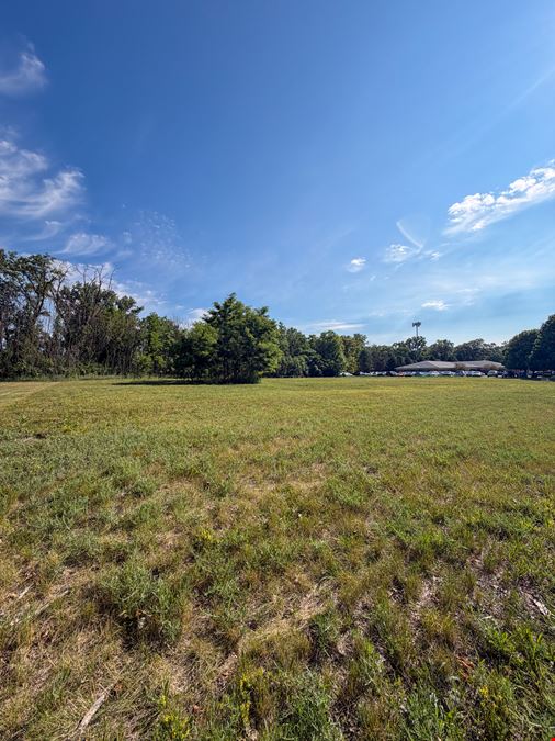 5822 Park Center Ct