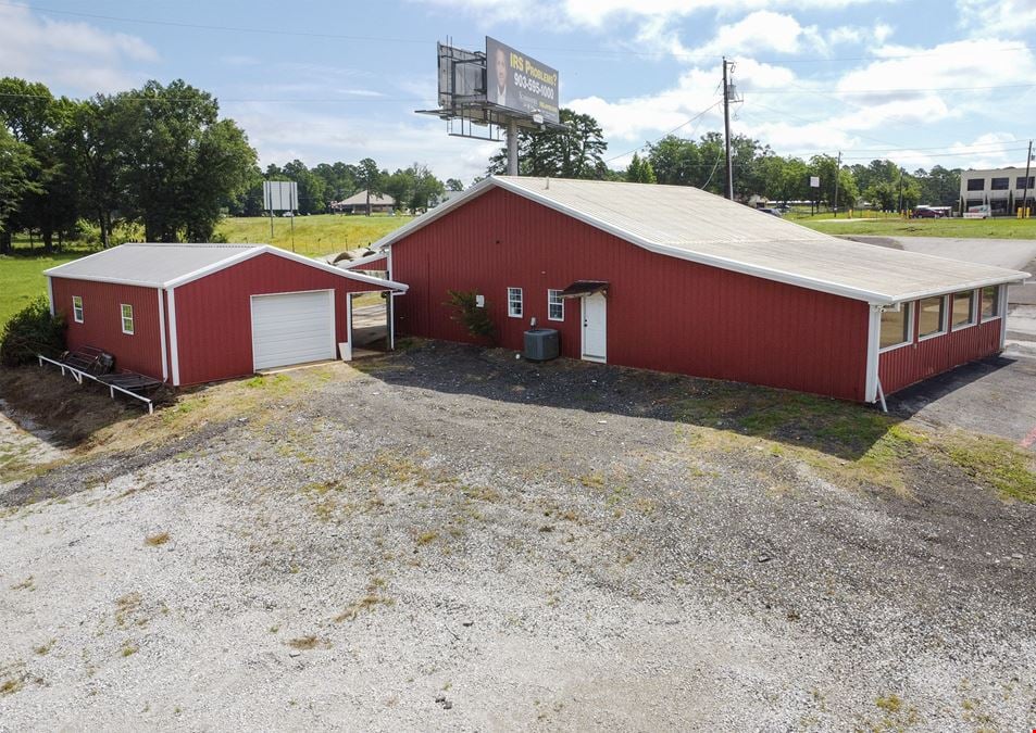 Retail/Flex Building in South Tyler