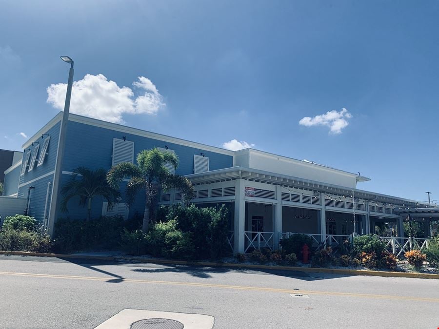 Former Bahama Breeze | Coastland Center Mall