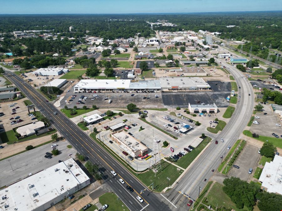 Midtown Square Shopping Center