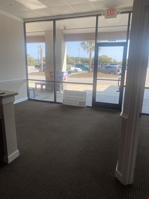 Gator Hole Plaza Retail/Office Space