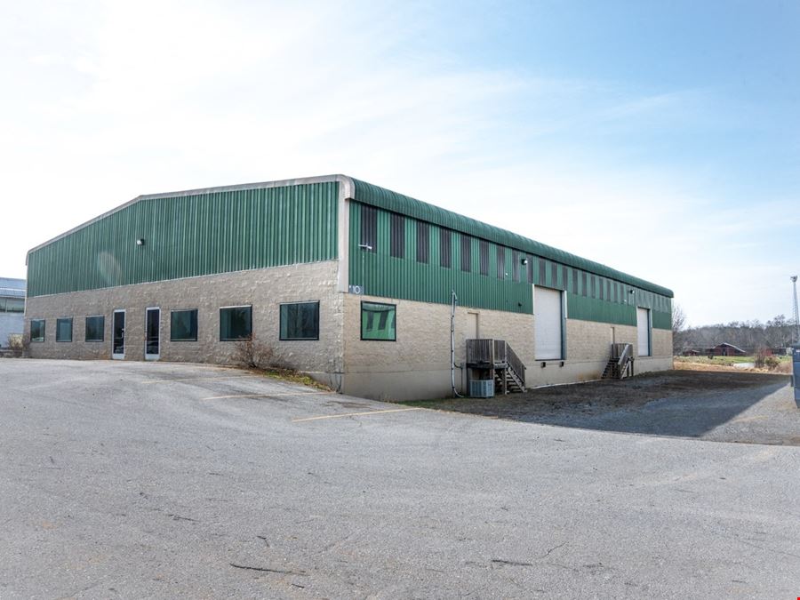 3275 Newport Hwy, Bldg 10